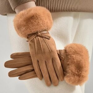 Faux Fur Cuff Suede Gloves